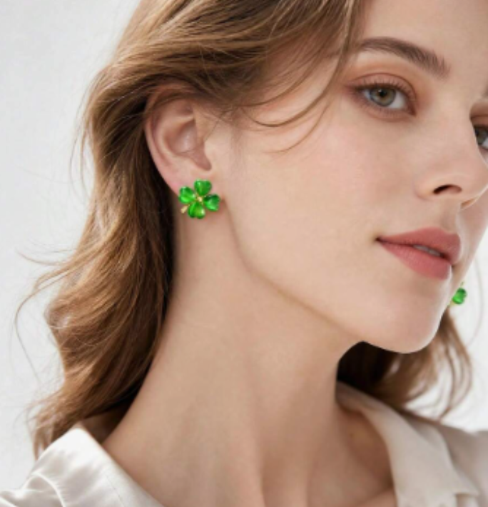 Par de aretes de Jade Natural - Atraen abundancia y buena suerte 2x1